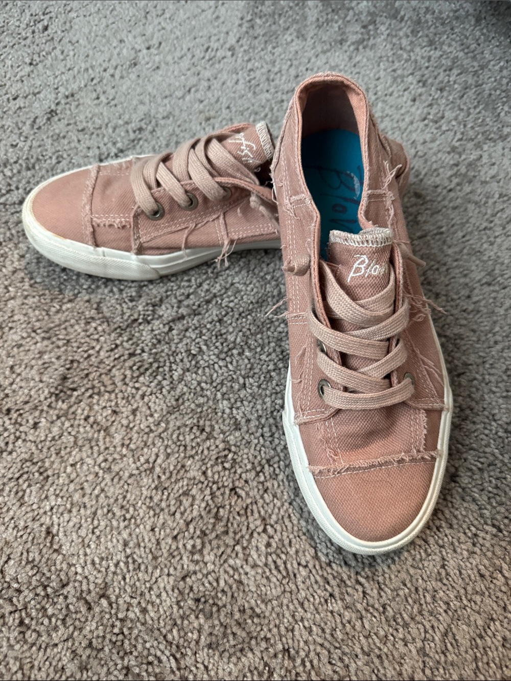 Blowfish Malibu Dusty Rose Canvas Low-Top Sneakers
